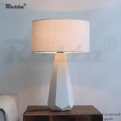 Đèn bàn Resta 38