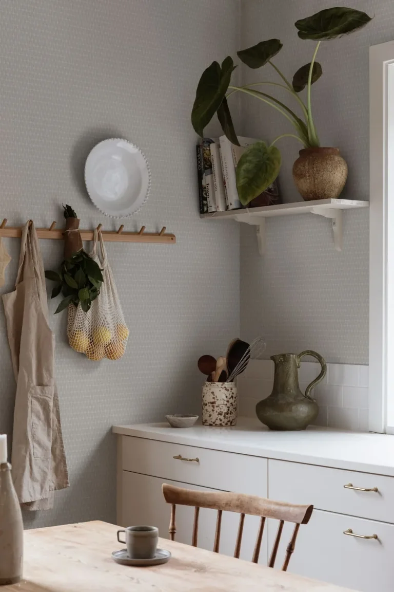 Einar Grey — Image 4