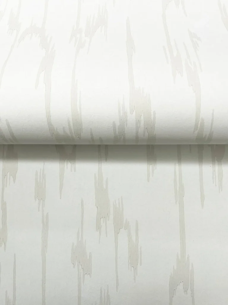Candice Olson Flowing Wallpaper - White — Image 4