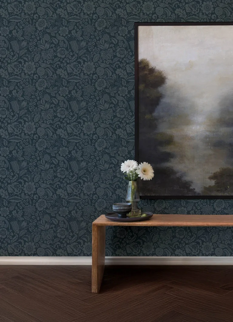 Marta Floral Trail Wallpaper - Navy — Ảnh 4