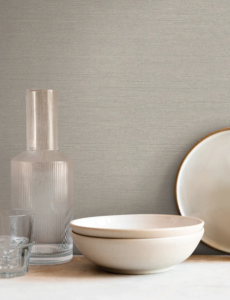 Shimmering Linen Wallpaper - Grey — Image 5