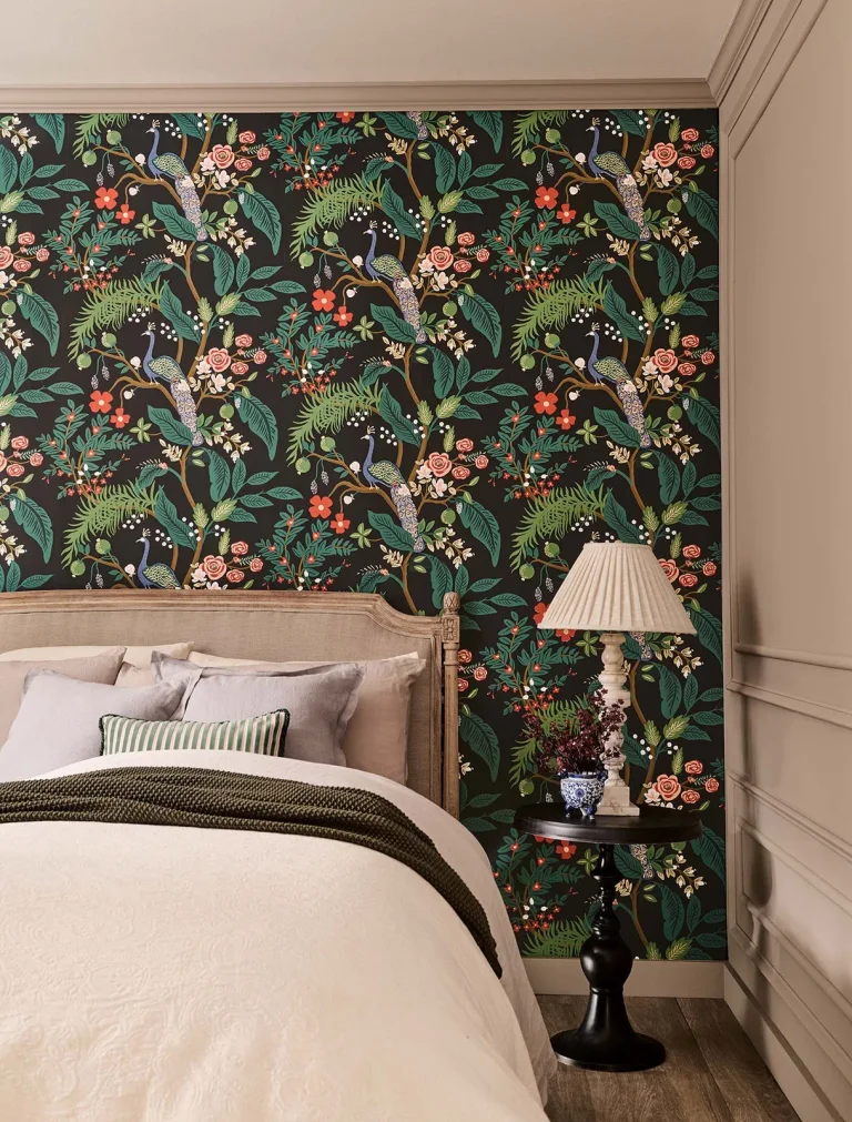 Rifle Paper Co. Peacock Wallpaper - Charcoal — Ảnh 5