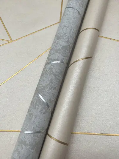 Nazca Wallpaper - Grey/Silver