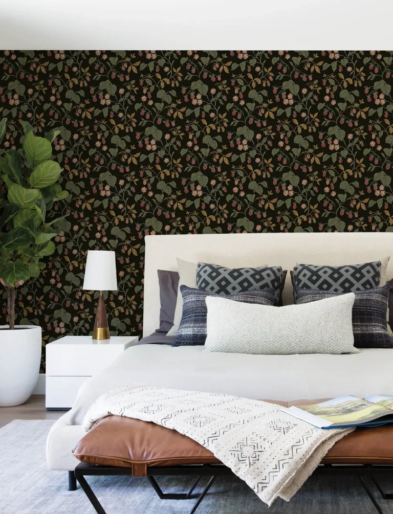 Chesapeake Mercy Berry Vines Wallpaper - Black — Ảnh 2