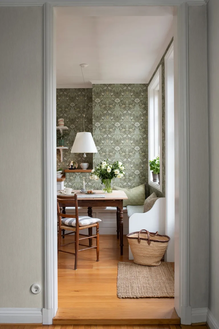 Spring Thicket Tulip Damask Wallpaper - Green — Ảnh 4