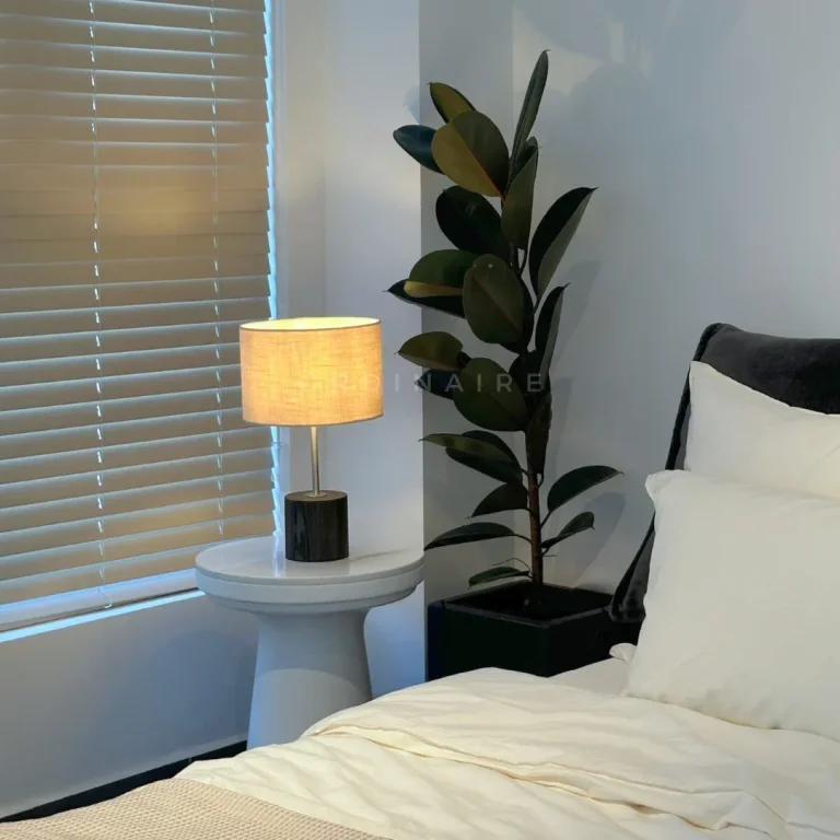 PILLAR TABLE LAMP — Image 2
