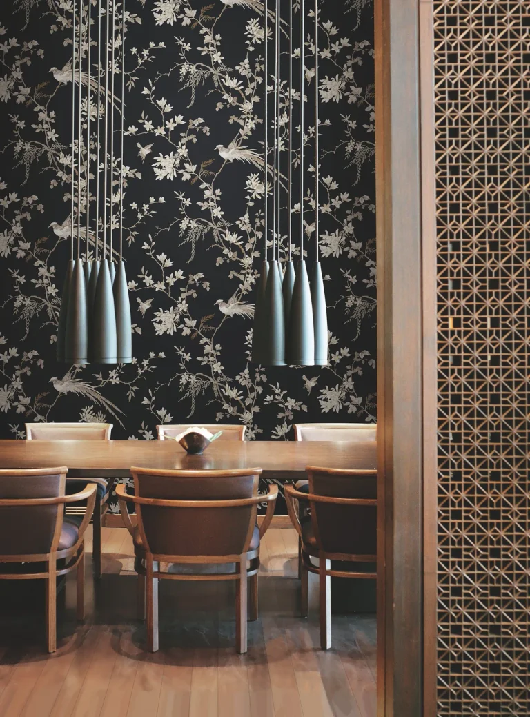 Ronald Redding Bird & Blossom Chinoserie Wallpaper - Black — Ảnh 4