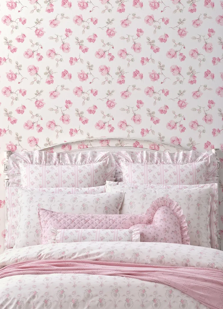 LoveShackFancy Ribbon Rosa Loose Roses Wallpaper - Rose — Ảnh 4