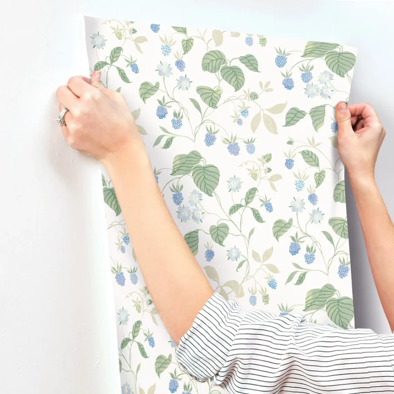 Chesapeake Mercy Berry Vines Wallpaper - White — Ảnh 7