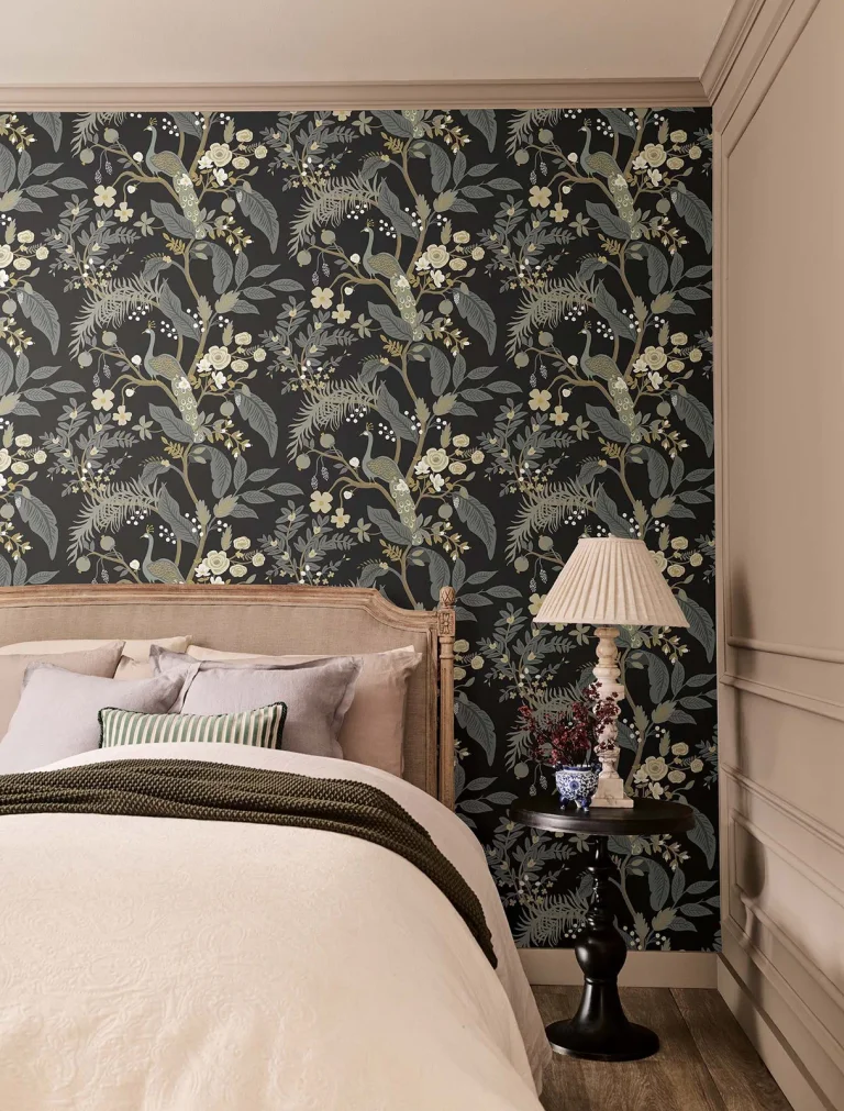 Rifle Paper Co. Peacock Wallpaper - Black — Ảnh 5