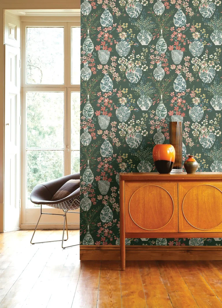 Harper Floral Vase Wallpaper - Green — Ảnh 3