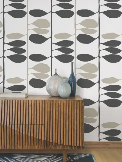 Sculpted Vines Wallpaper - Carbon & Linen