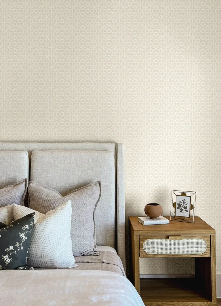 Chesapeake Phlox Floral Stamp Wallpaper - Beige — Image 2