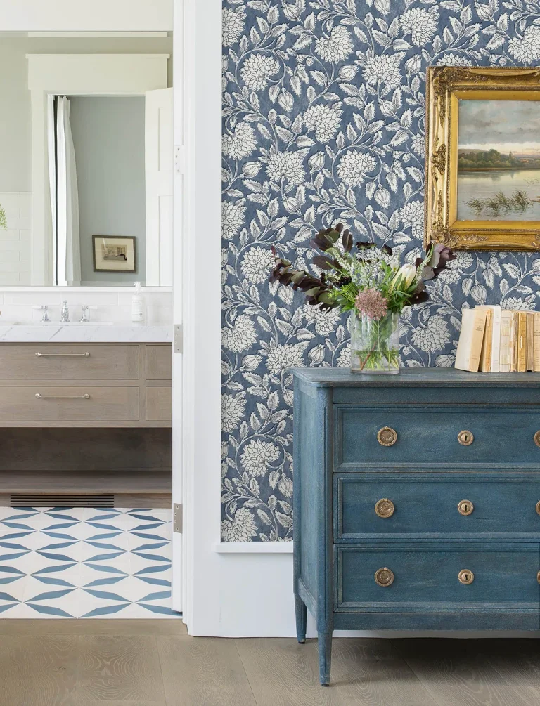 Chesapeake Vadouvan Jacobean Trail Wallpaper - Navy — Ảnh 6