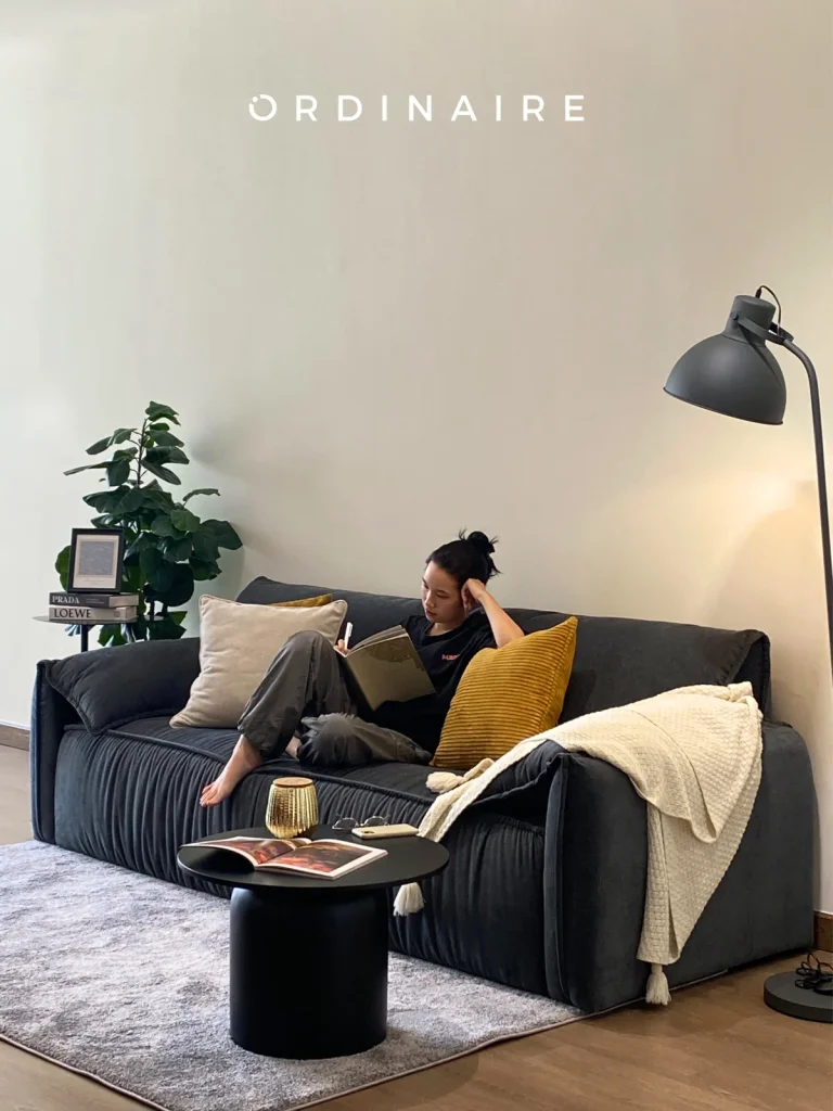 MODERN EMBRACE - LIVING ROOM SET — Ảnh 3