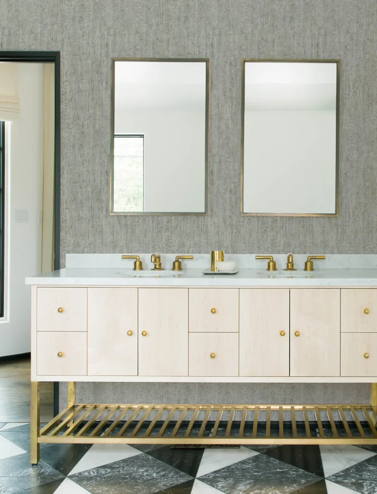 Chesapeake Ramona Distressed Texture Wallpaper - Grey — Image 3