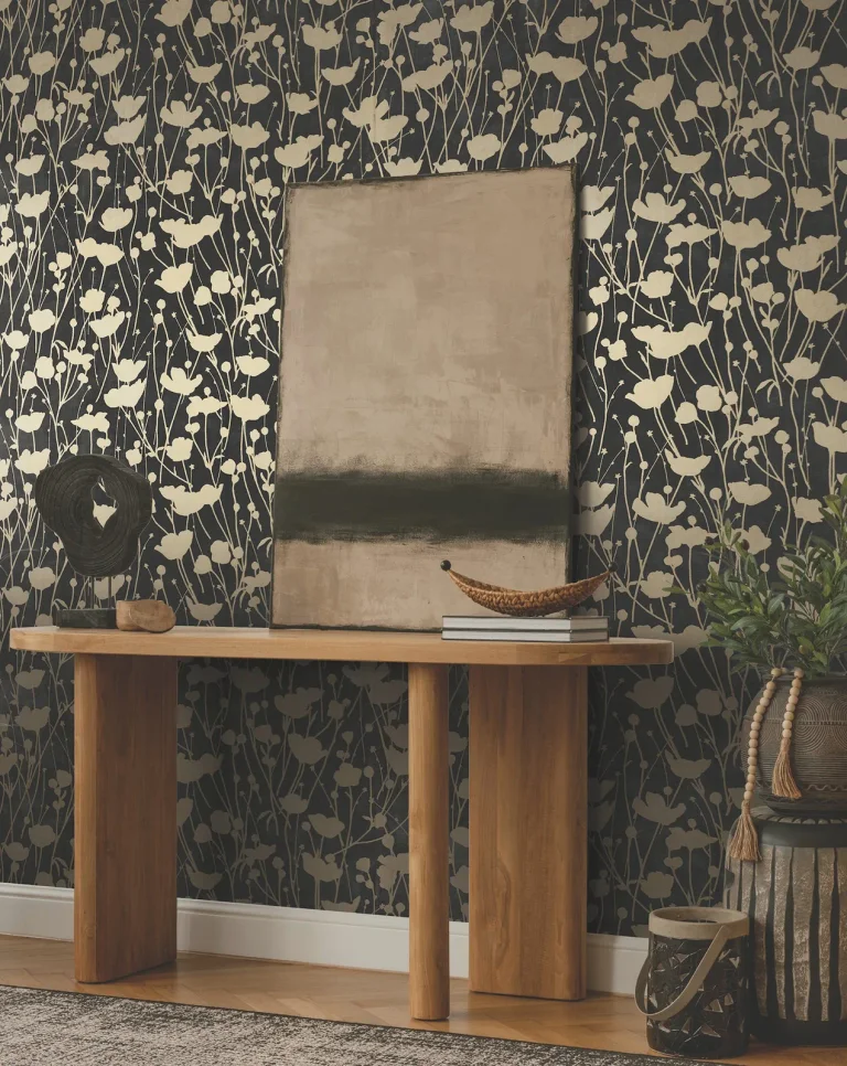 Ronald Redding Shimmering Poppies Wallpaper - Black & Gold — Ảnh 4