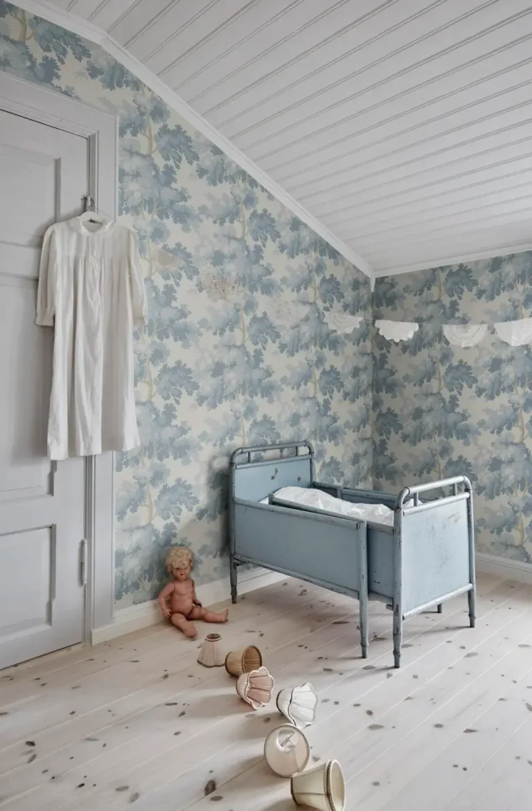 Raphael Light Blue