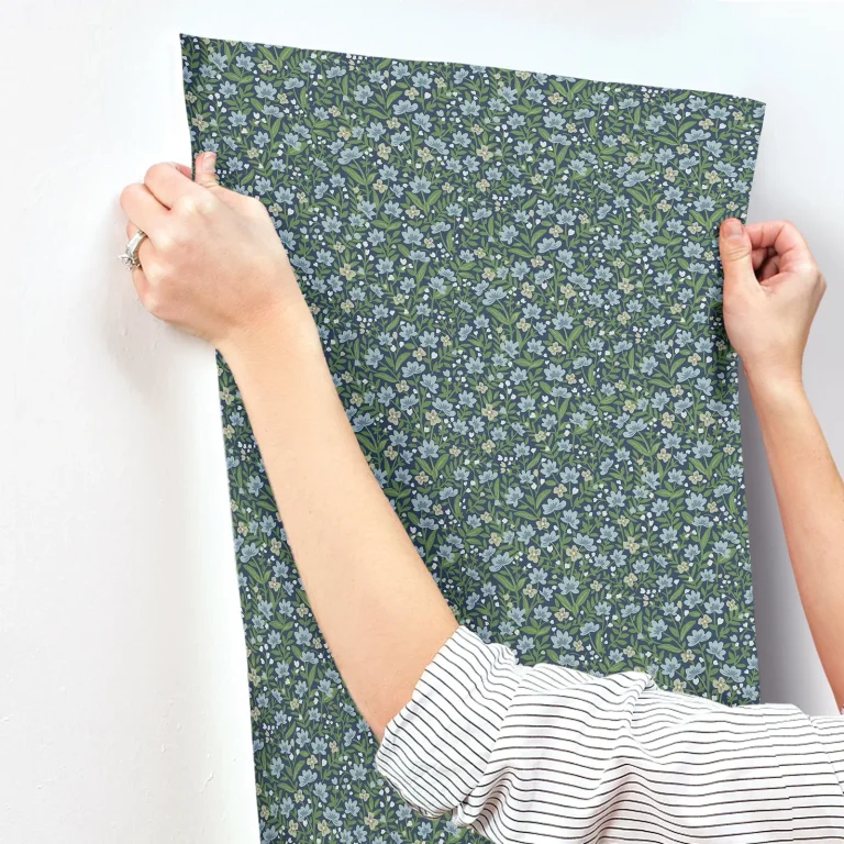 Rifle Paper Co. Sylvie Wallpaper - Navy — Ảnh 6