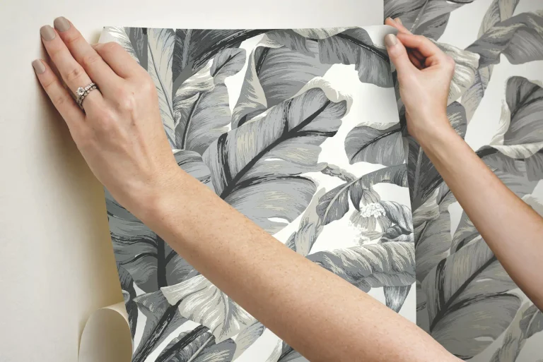 Banana Leaf Peel and Stick Wallpaper - White/Black — Image 3