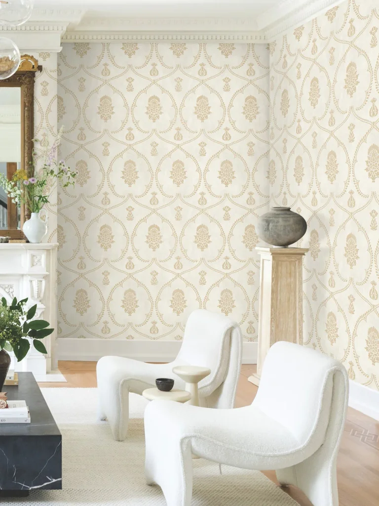 Ronald Redding Royal Damask Wallpaper - Soft Gold — Ảnh 5