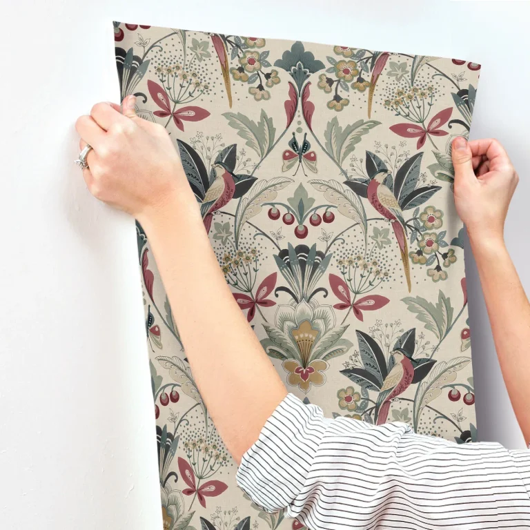 Bernadette Garden Wilderness Wallpaper - Merlot — Ảnh 6