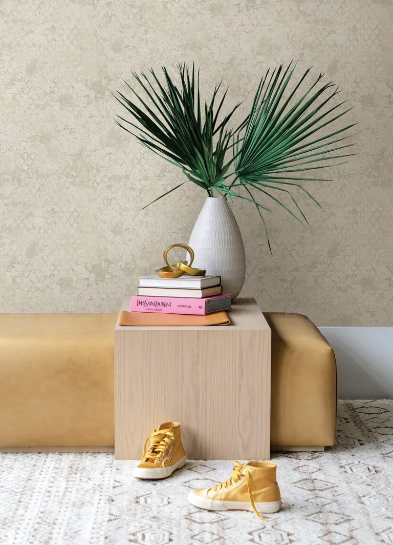 Zilarra Abstract Snakeskin Wallpaper - Pearl — Ảnh 3