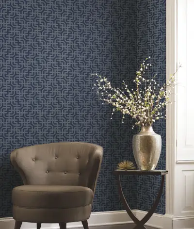 Ronald Redding Dynastic Lattice Wallpaper - Navy/Silver