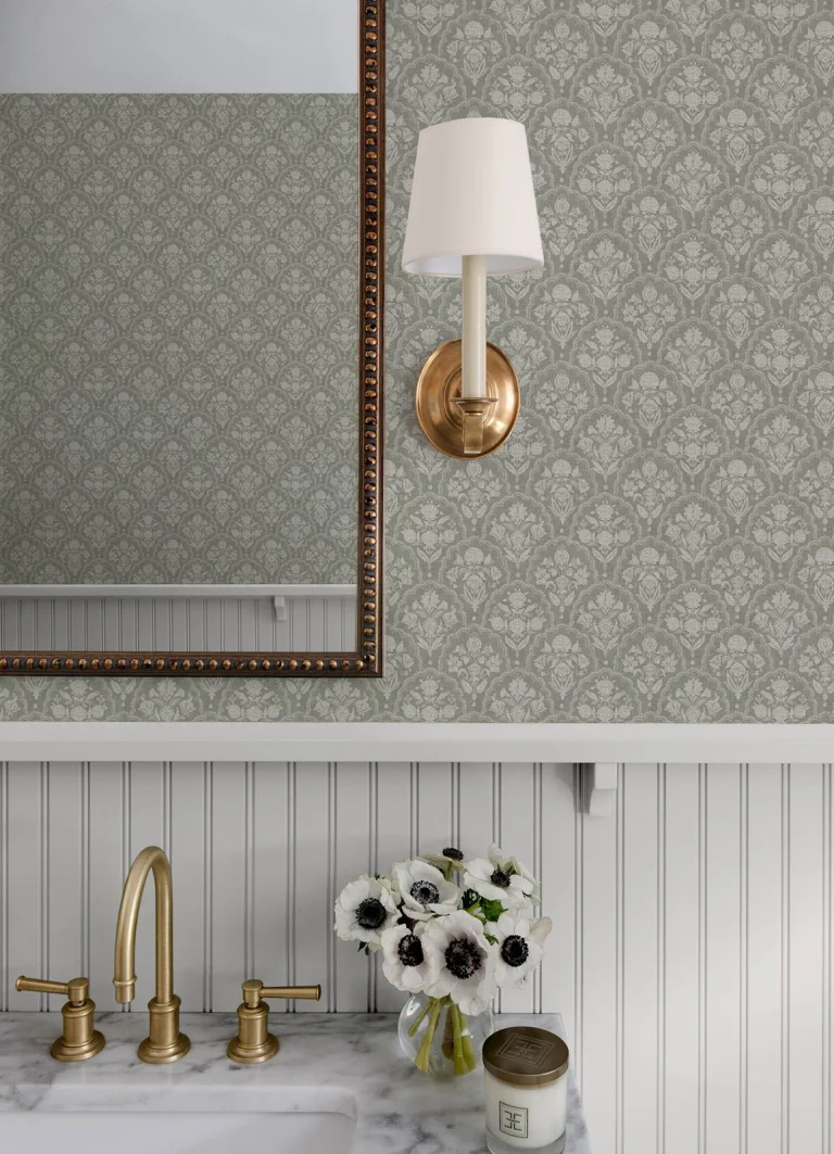 Frances Fishscale Wallpaper - Moss — Image 3