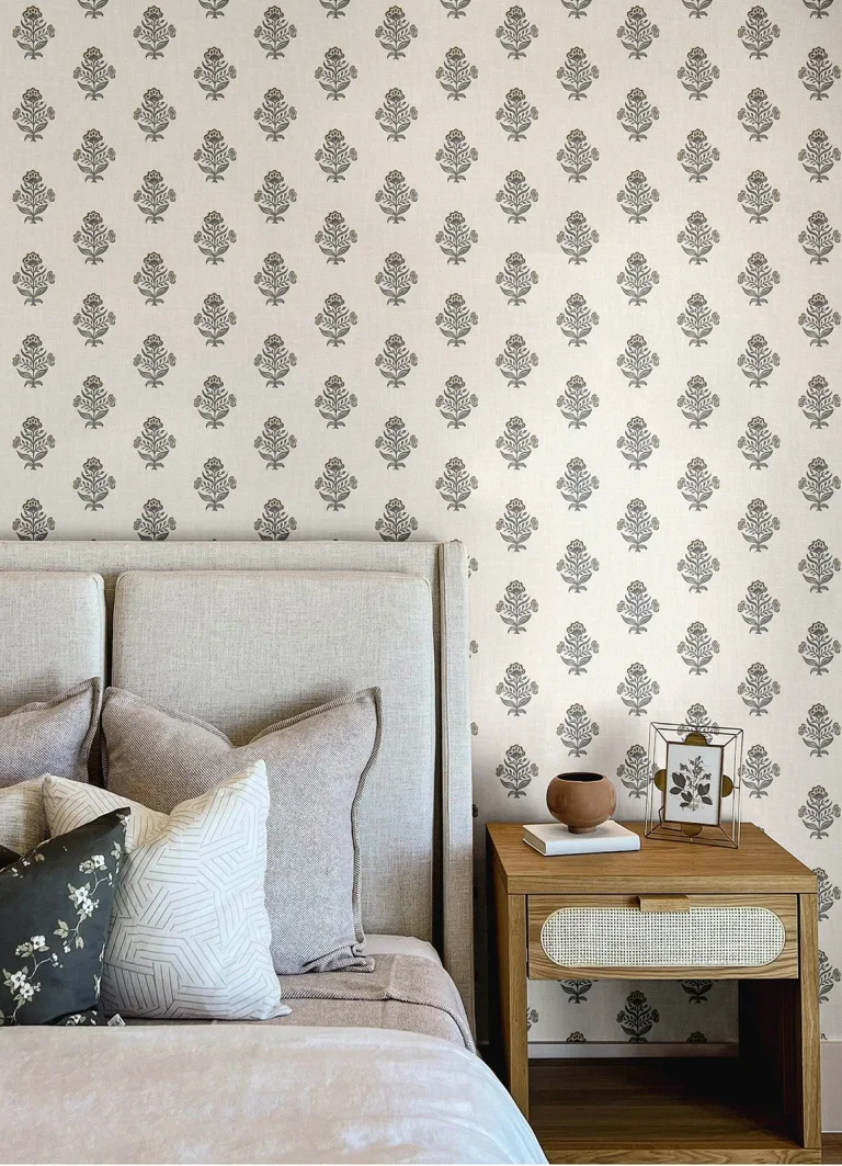Chesapeake Hollyhock Floral Crest Wallpaper - Black — Ảnh 4
