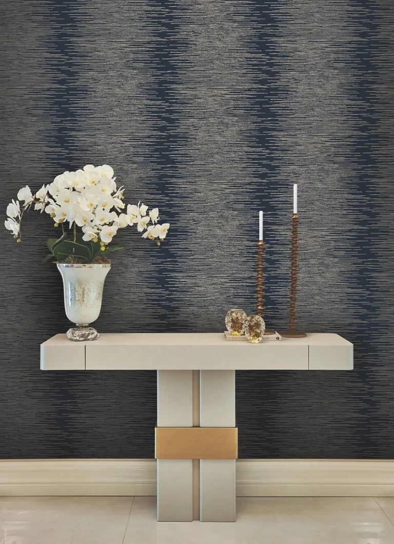 Ronald Redding Operetta Metallic Columns Wallpaper - Navy — Ảnh 4
