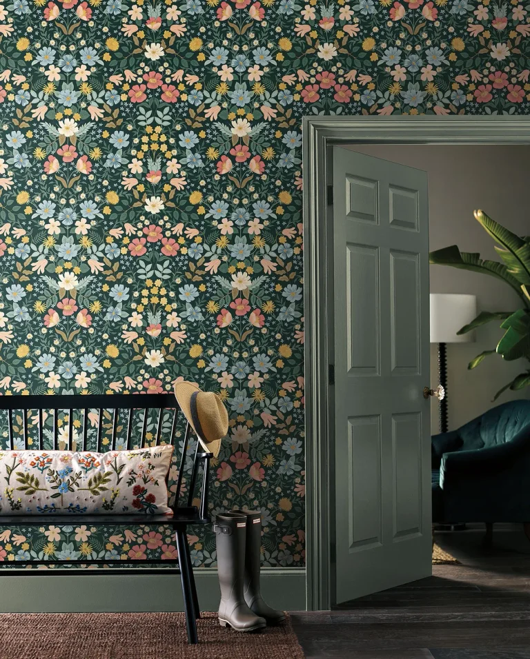 Rifle Paper Co. Bramble Garden Peel and Stick Wallpaper - Emerald — Ảnh 3