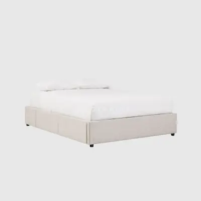NO HEADBOARD BED