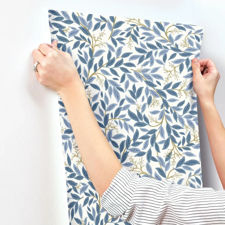 Rifle Paper Co. Willowberry Wallpaper - Blue & White — Ảnh 4