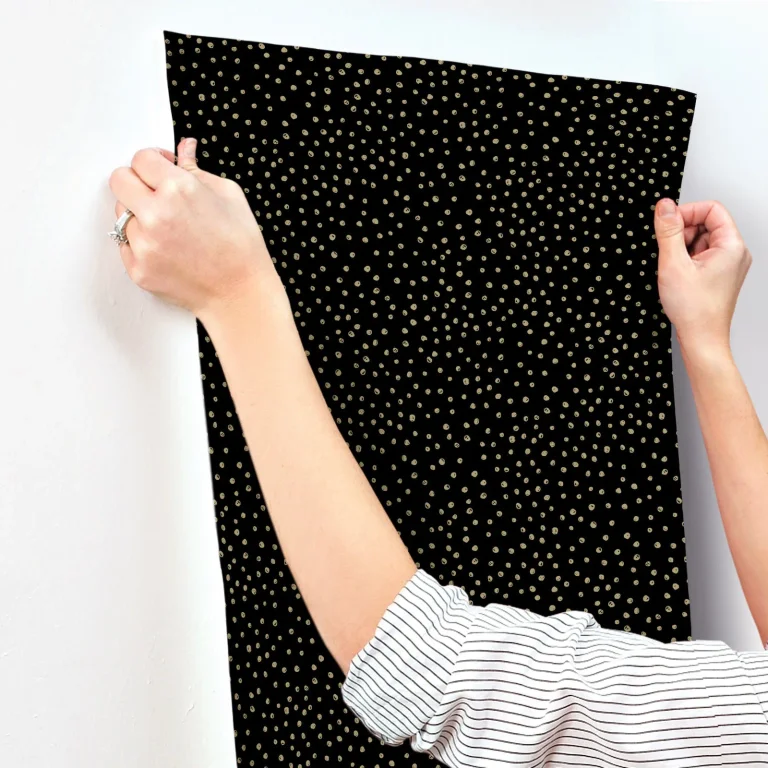 Cassie Petite Polka Wallpaper - Gold