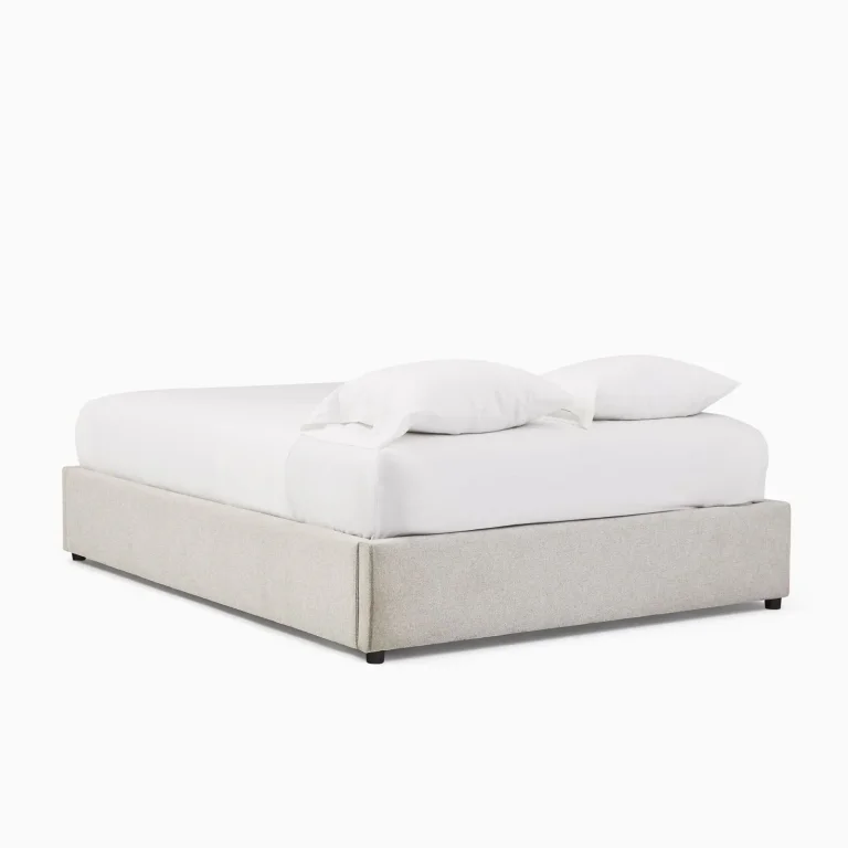 NO HEADBOARD BED — Image 4