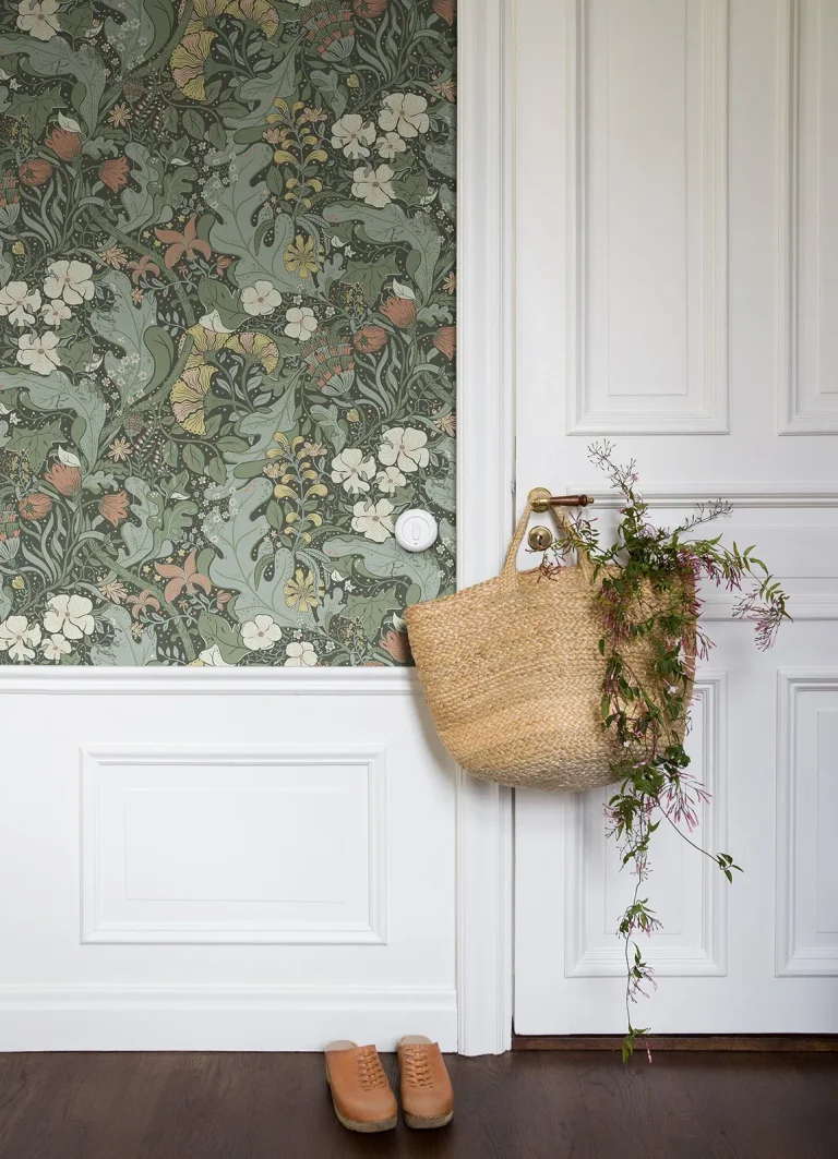 Elise Nouveau Gardens Wallpaper - Green — Image 2
