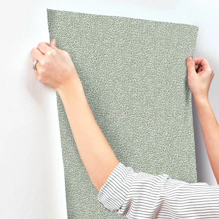 Soul Animal Print Wallpaper - Green