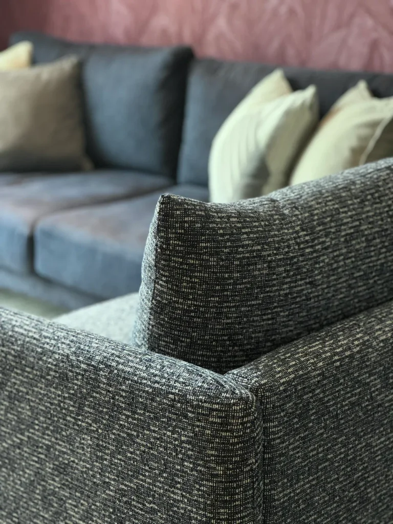 MILD ARMCHAIR — Ảnh 6