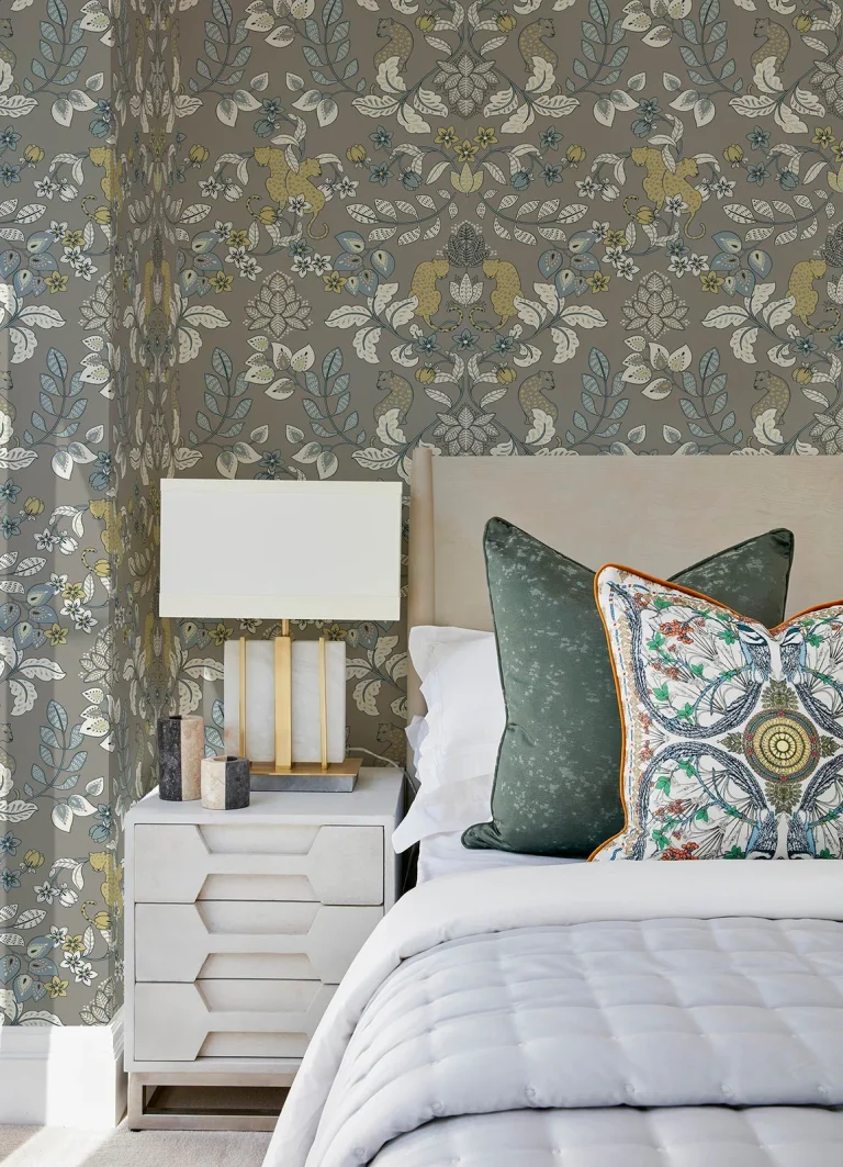 Getty Jungle Damask Wallpaper - Grey — Ảnh 3