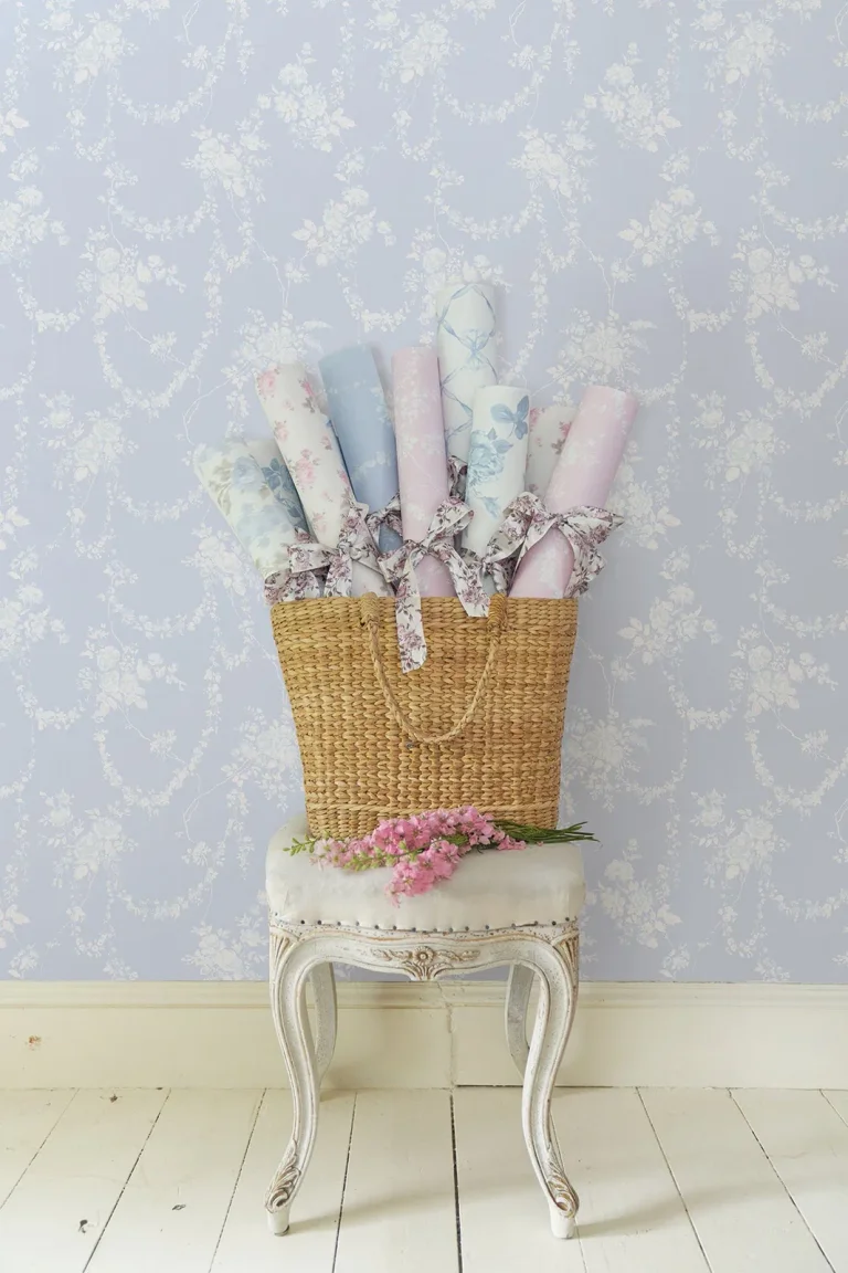 LoveShackFancy Chandelier Gates Floral Drape Wallpaper - Sky Blue — Ảnh 4