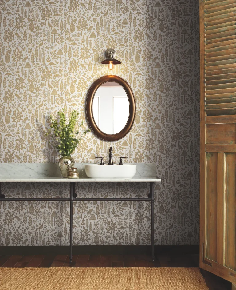 Rifle Paper Co. Menagerie Toile Wallpaper - White & Metallic Gold — Ảnh 3
