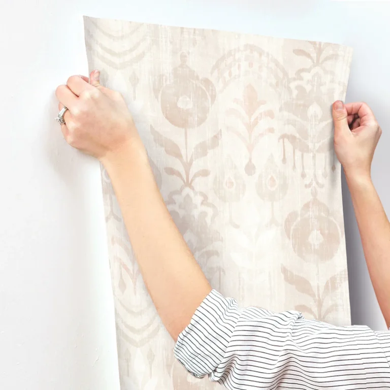 Pavord Floral Shibori Wallpaper - Pink — Ảnh 3