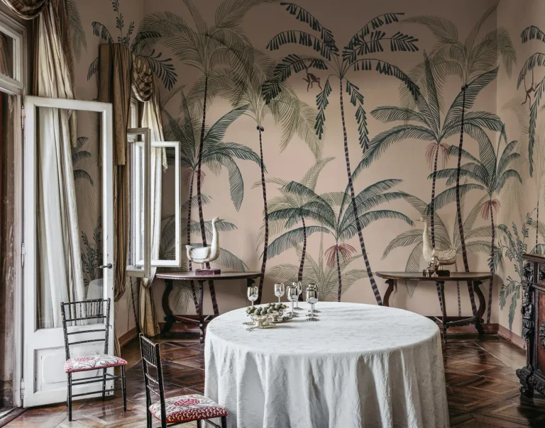 Louie, Pink — Image 2