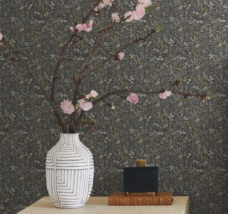 Rifle Paper Co. Tapestry Wallpaper - Black Linen — Ảnh 4