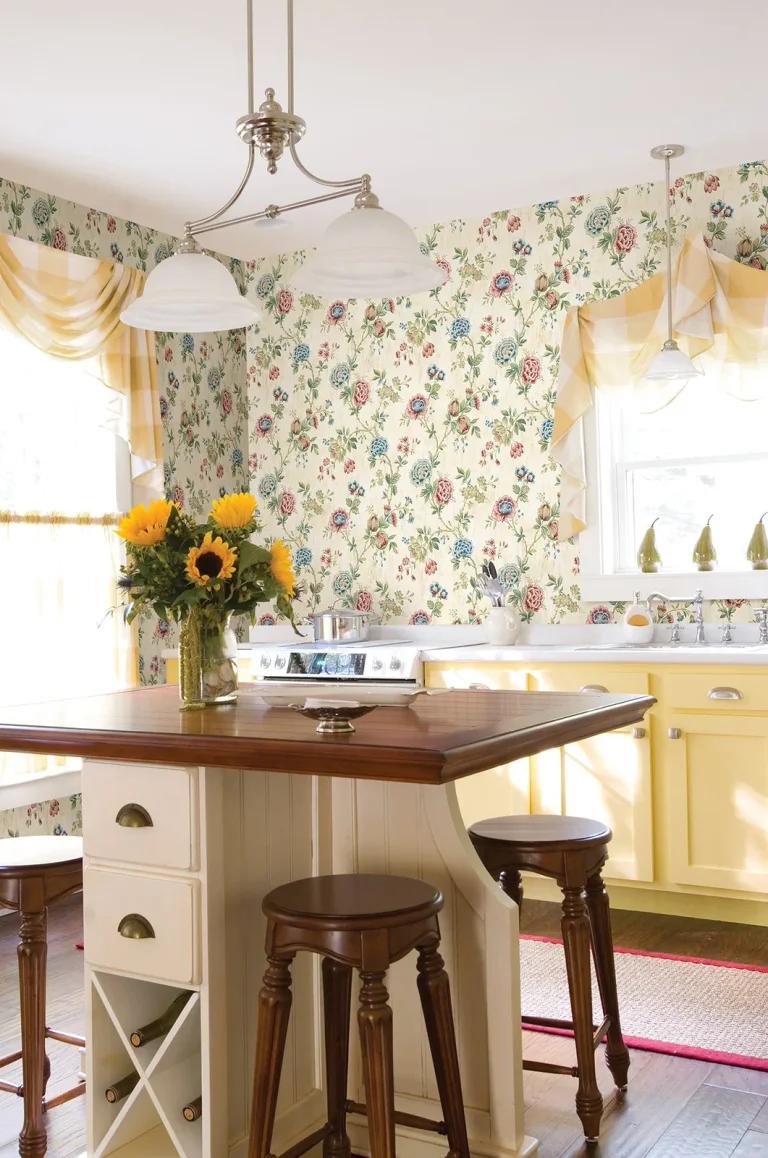 Chesapeake Chrysanthemum Jacobean Wallpaper - Multicolor — Ảnh 3