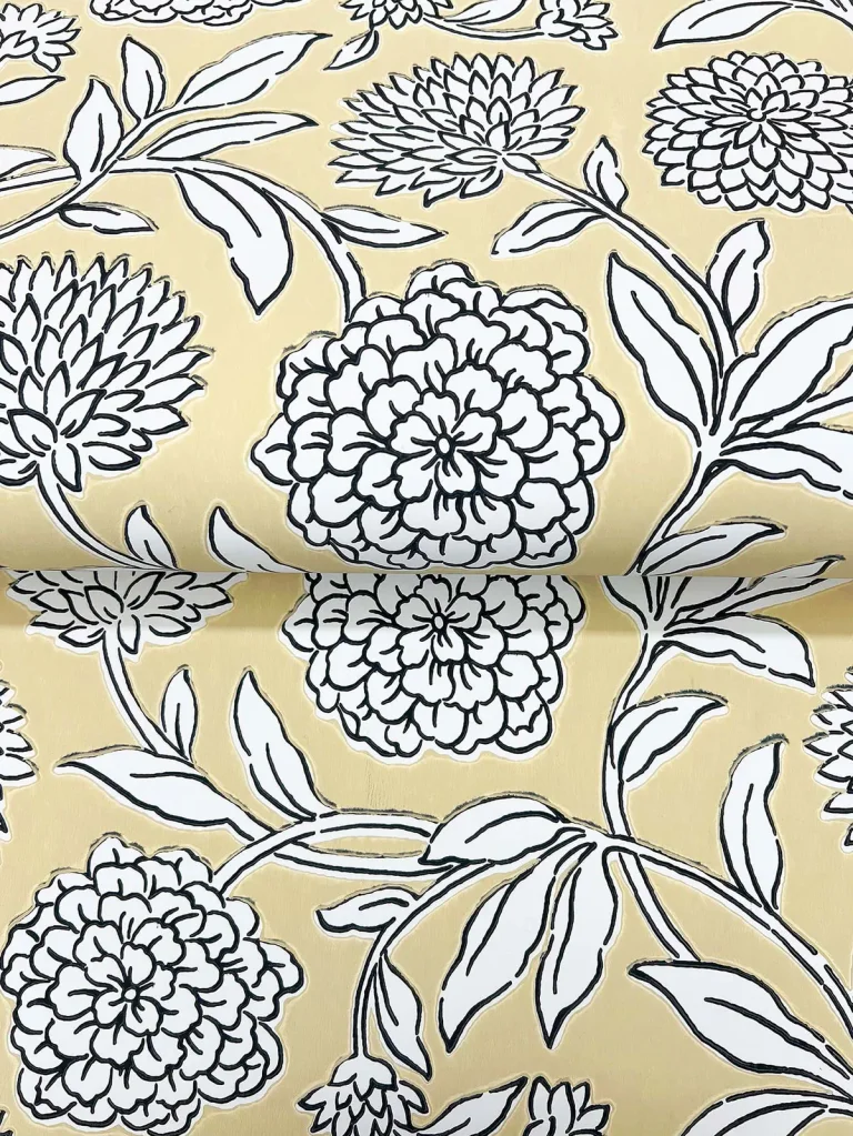 Chatsworth Garden Floral Trail Wallpaper - Butter — Ảnh 4