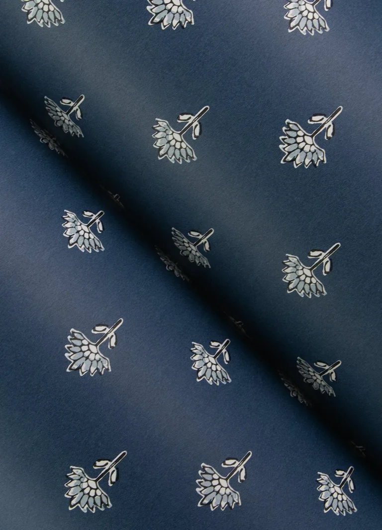 Chesapeake Surdiva Floral Fan Wallpaper - Indigo — Image 3