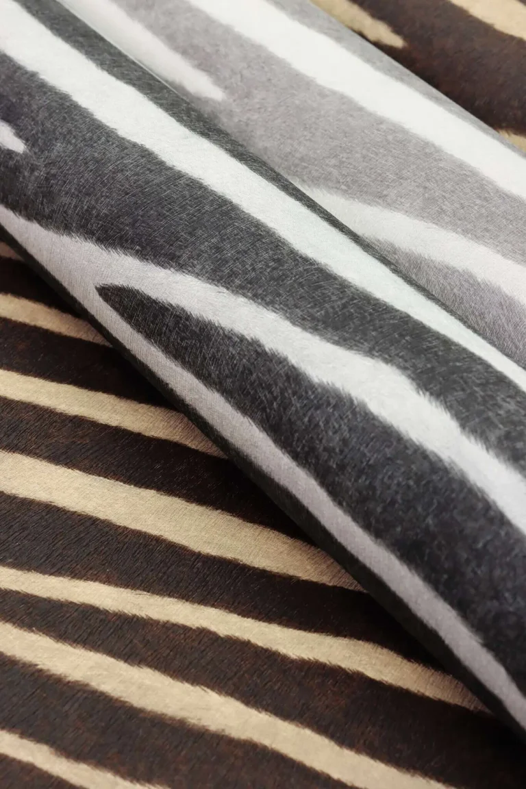 Watch Out for the Zebra Stripes! 751727 — Ảnh 12