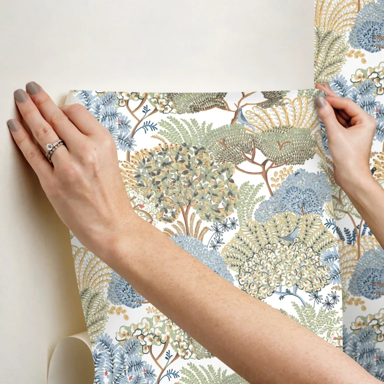 Everbloom Forest Botanical Peel and Stick Wallpaper - Butter — Ảnh 4